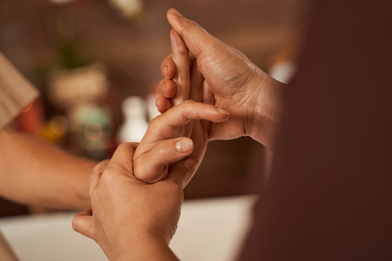 les bienfaits du piano pour les seniors des jardins d'arcadie